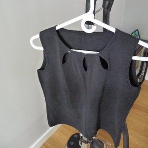 ITALIAN TANK TOP SIZE M